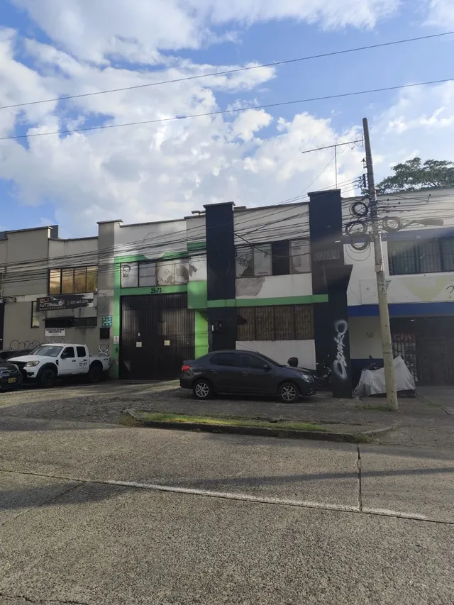 Se vende Bodega, Pereira.