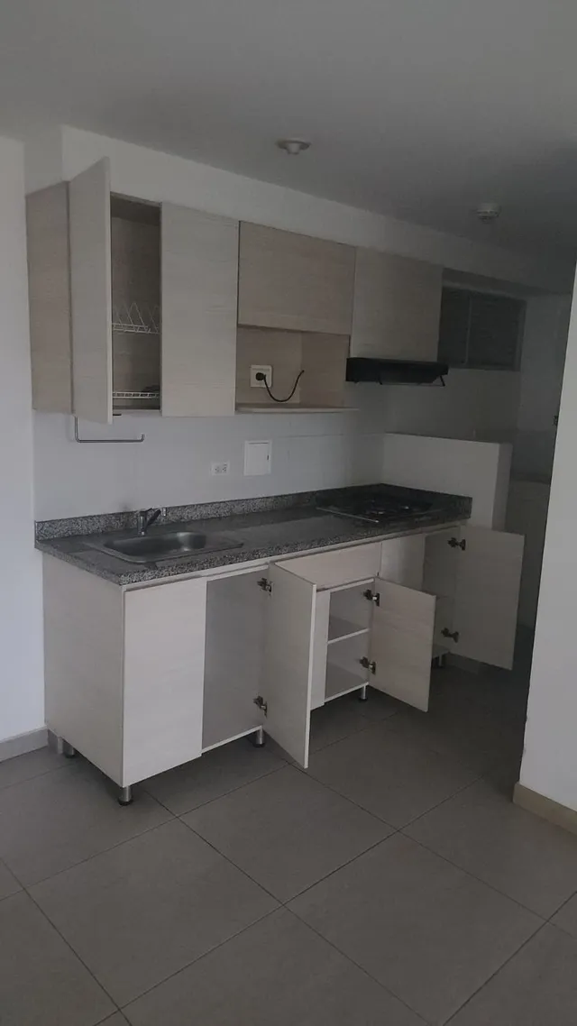 Se vende Apartamento Pereira Avenida Sur - Foto 2