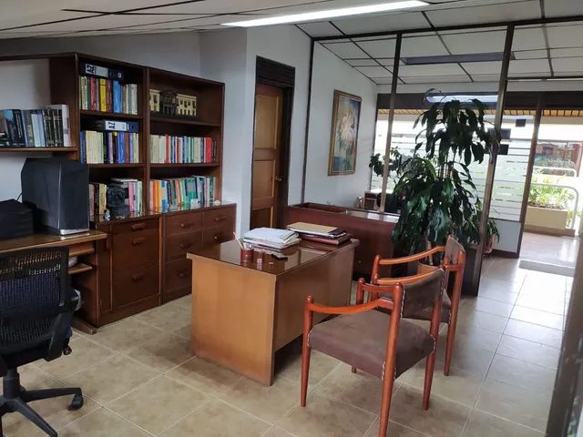 Se vende Oficina, Pasto, Centro