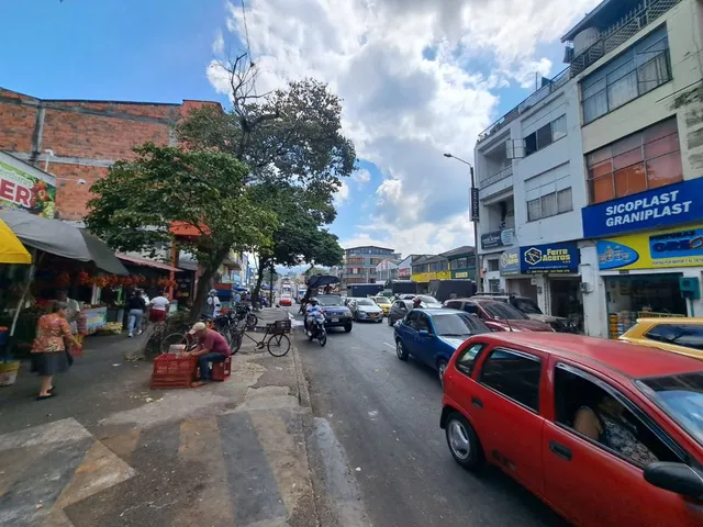 Se Vende Bodega, Pereira, Centro