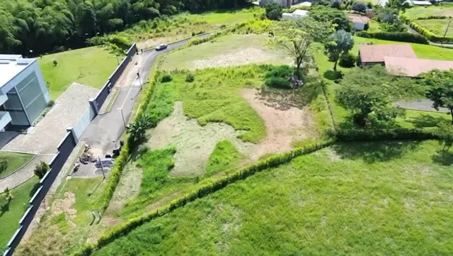 Se vende lote, Pereira, Cerritos