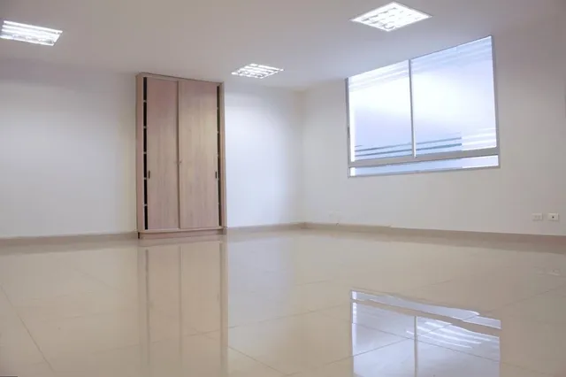Se Vende, oficina, Pereira, Alpes - Foto 2