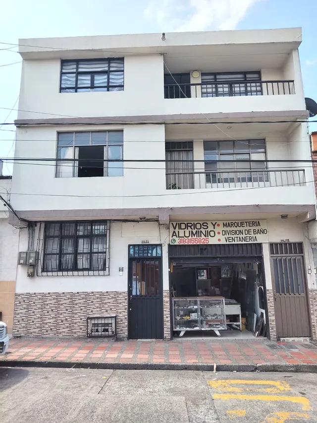 Se vende Edificio Pereira Centro