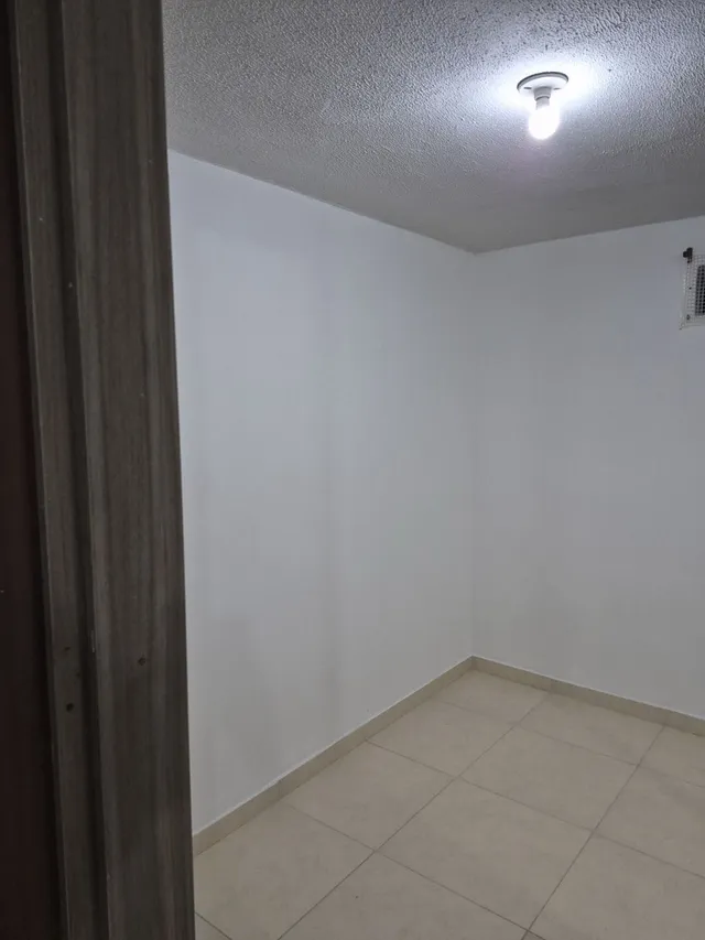 Se vende Apartamento con Tres Rentas. Pereira, Cuba - Foto 3