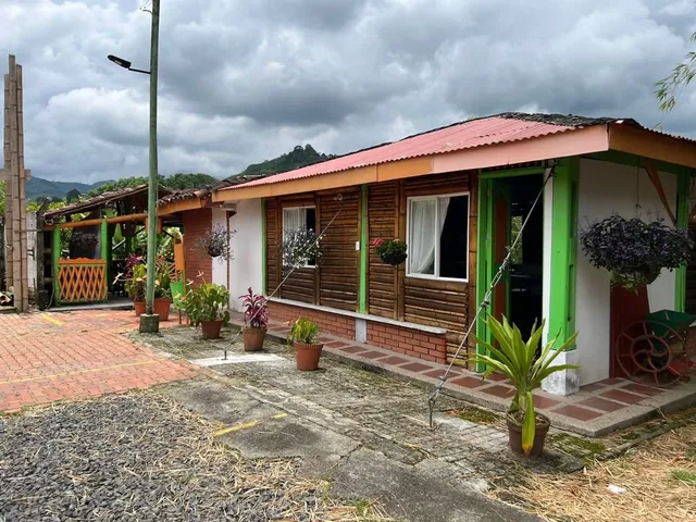 SE VENDE ECOHOTEL PEREIRA, COMBIA - Foto 14