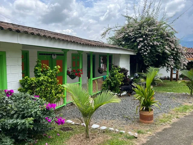 SE VENDE ECOHOTEL PEREIRA, COMBIA - Foto 9