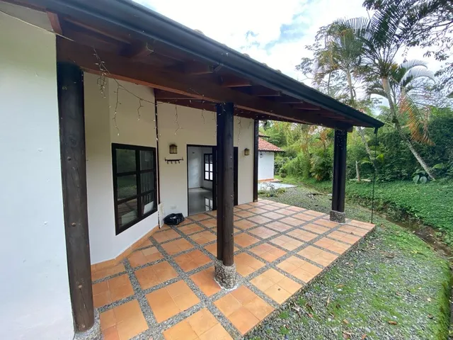 Se Venden Dos Casas Campestres Independientes, Pereira, Via Armenia