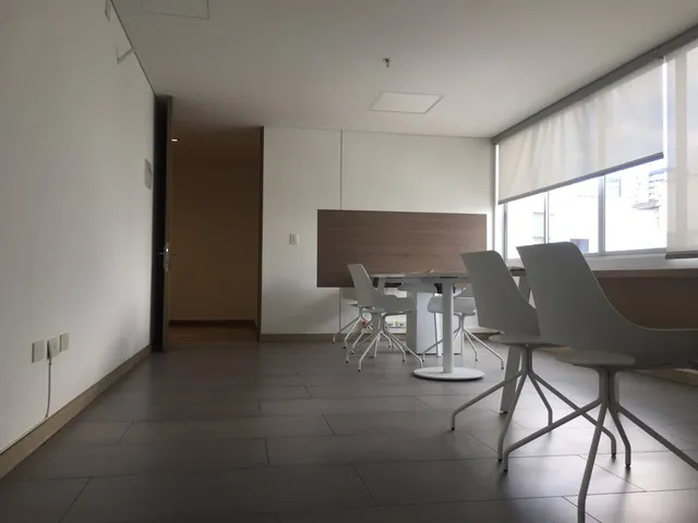 Se vende Oficina, Alpes, Pereira