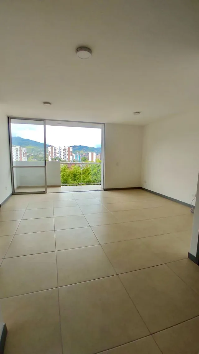 SE VENDE APARTAMENTO, DOSQUEBRADAS, LA MACARENA - Foto 2
