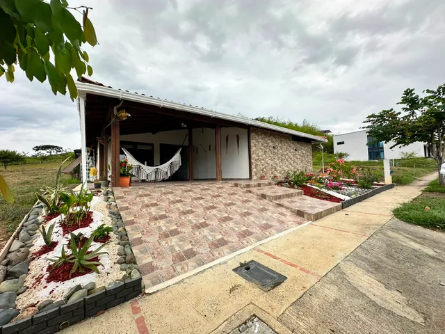 SE VENDE CASA CAMPESTRE VIA VITERBO - Foto 2