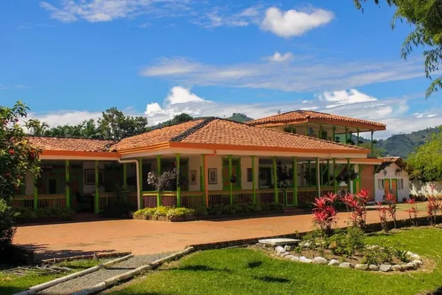 SE VENDE ECOHOTEL PEREIRA, COMBIA - Foto 16
