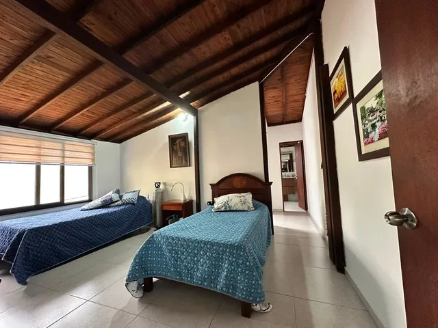 SE VENDE CASA CAMPESTRE VIA VITERBO
