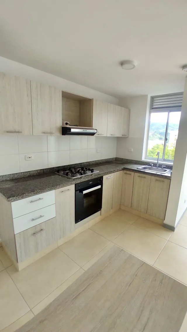 SE VENDE APARTAMENTO, DOSQUEBRADAS, LA MACARENA - Foto 5